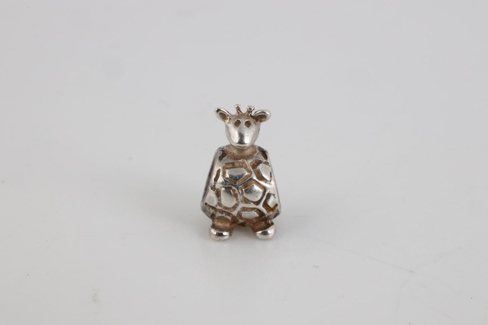 925 Silver Giraffe Charm (2.44g.)