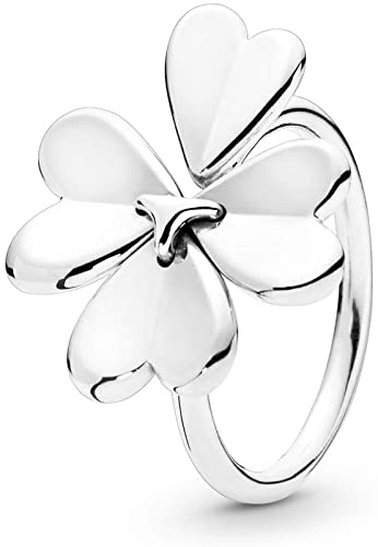 Moving Clover Ring