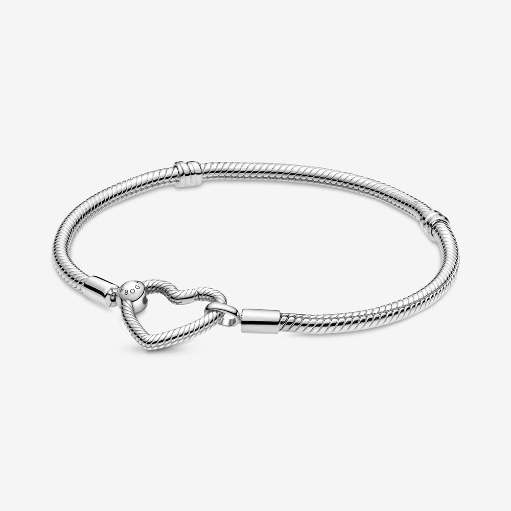 Moments Heart Closure Snake Chain Bracelet