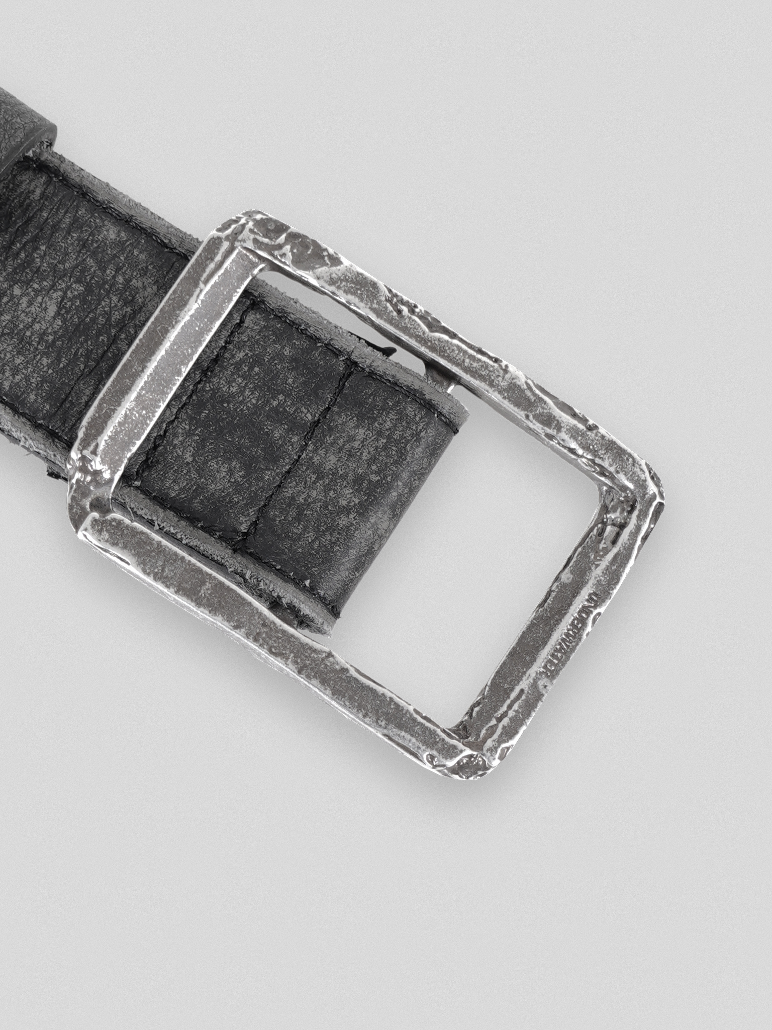 UNDERWATER SS23 DISTRESSED LEATHER BELT