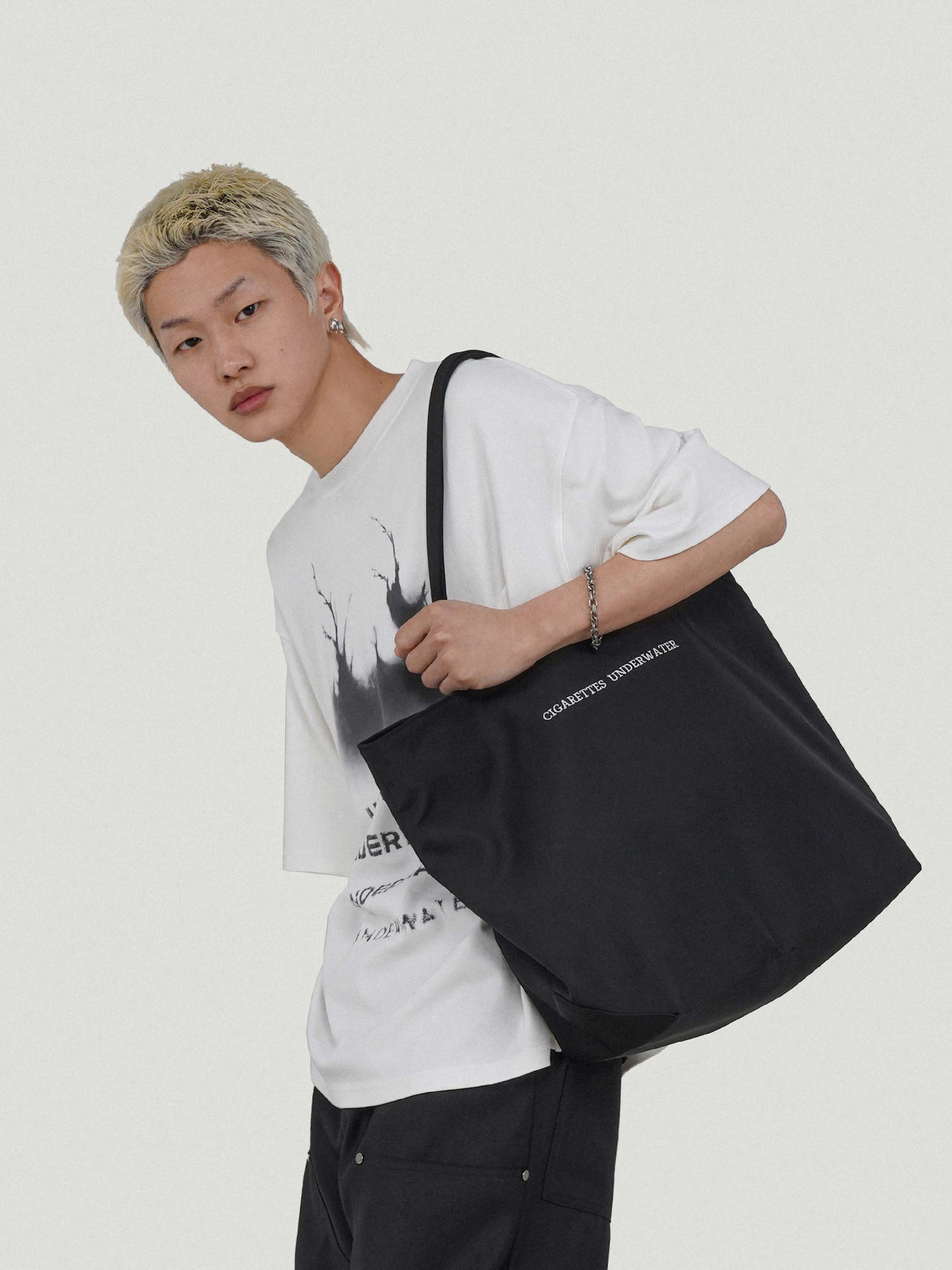 UNDERWATER SS22 CIGARETTES TOTE BAG