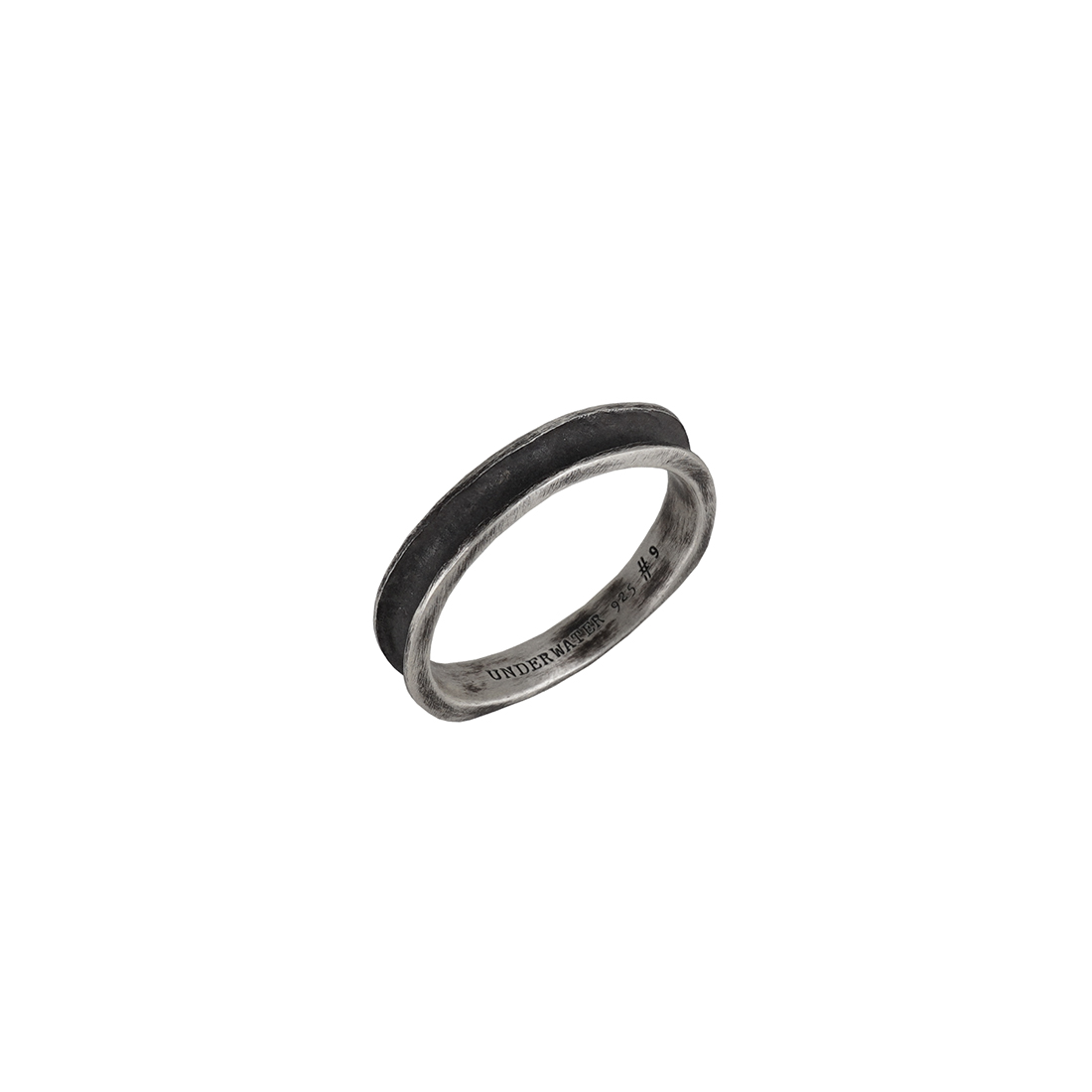 UNDERWATER SS22 CROSS ENGRAVED RING