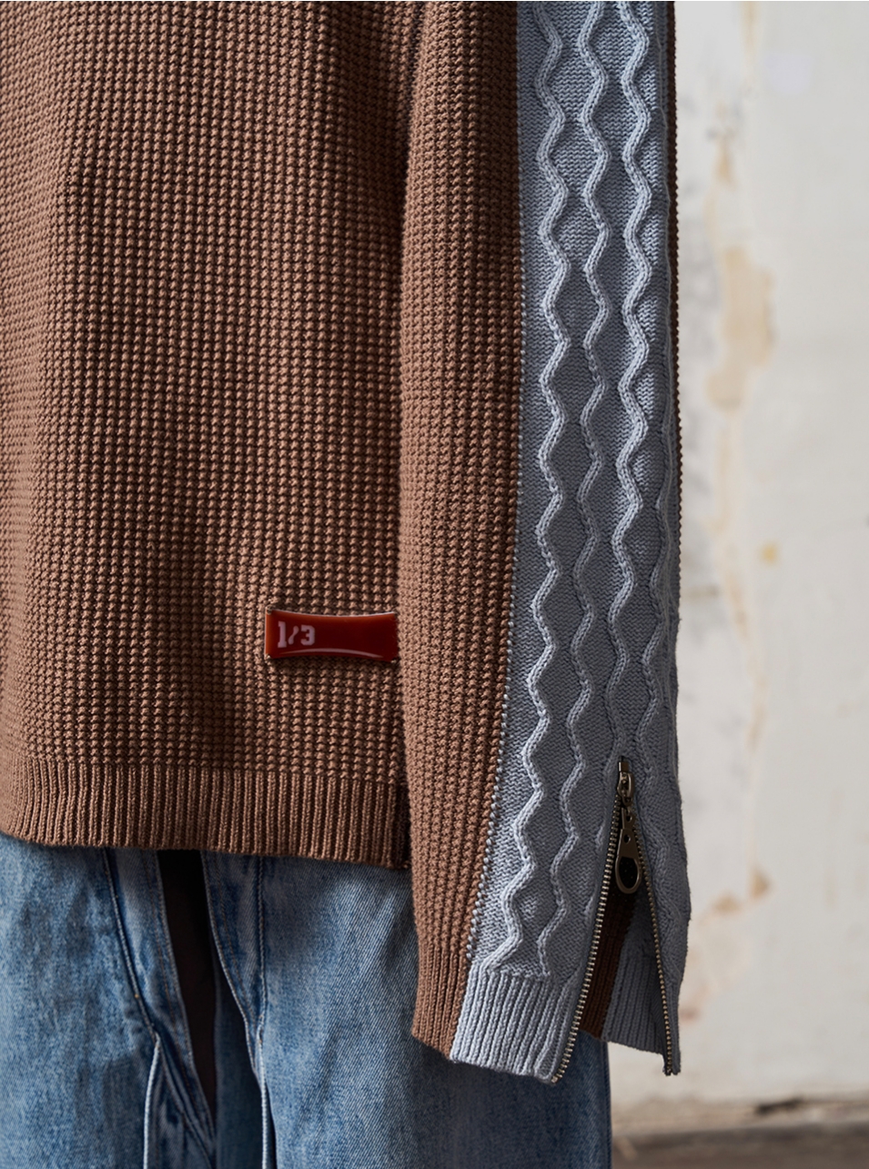 1/3BLIND 22AW COLOR-BLOCKED ZIPPER SWEATER