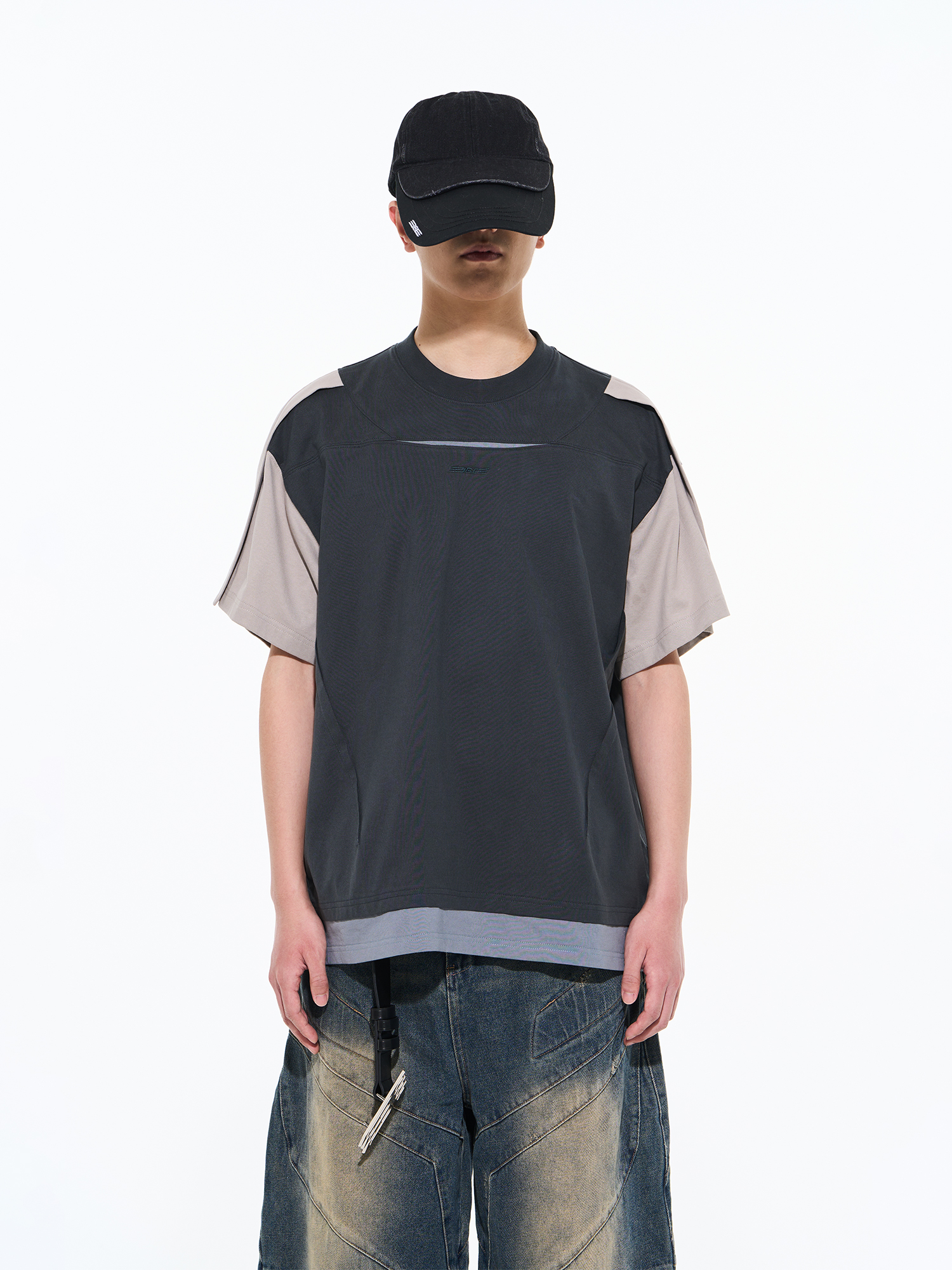 BLIND NO PLAN 23SS CONTRAST COLOR SPLICED MOCK TWO-PIECE T-SHIRT