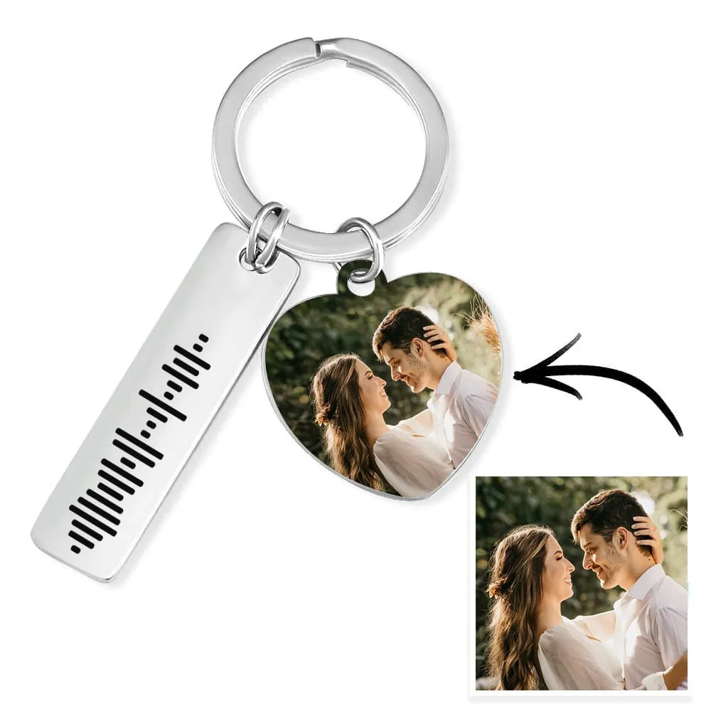 Personalized Scannable Music Code Keychain Custom Picture & Music Song Code Heart Couples Photo Keyring Gifts for Boyfriend