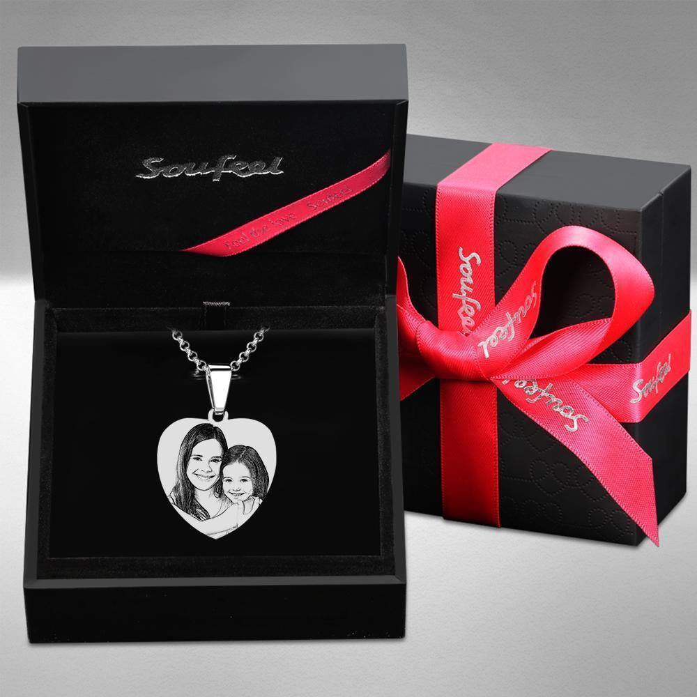 Photo Engraved Tag Necklace Heart-shaped with Engraving Stainless Steel Gifts for Mom - soufeelus