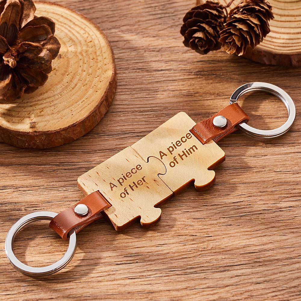 Custom  Engraved Keychain Gifts for Couples Wodden A Piece for Her/Him detail