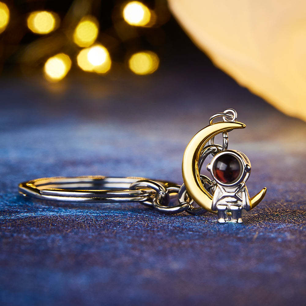Custom Photo Projection Keychain Astronaut Moon and Star Keychain Creative Gift - soufeelus