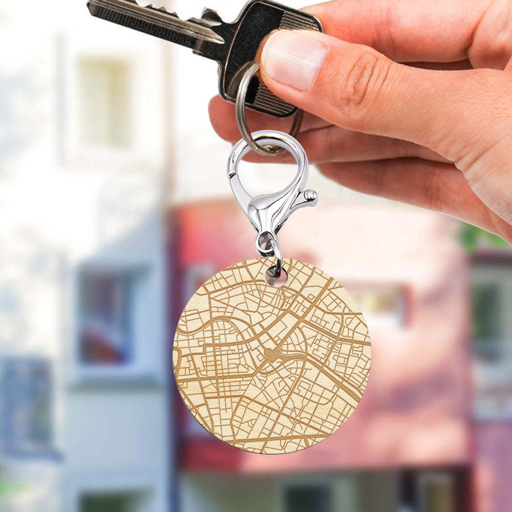 Personalized Map Keychain Custom Engraved Keychain Gifts for Him or Her - soufeelus