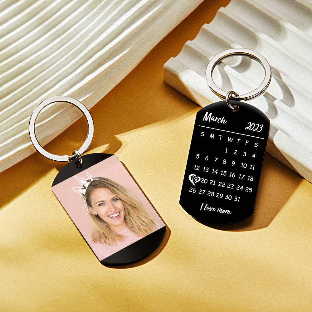 Custom Photo Calendar Keychain Crown Pattern Mother's Day Gift for Mom - soufeelus