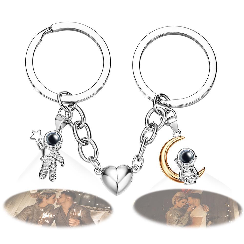 2pcs Couple Magnetic Heart & Spaceman Charm Projection Photo Key Chain Anniversary Gifts for Him - soufeelus