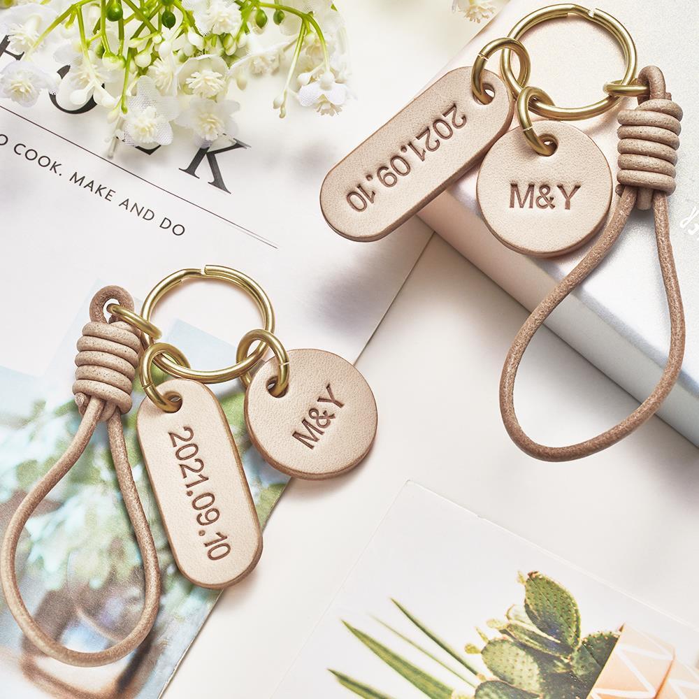 Custom Engraved Keychain Round Anniversary Date Keychain Gift for Anniversary