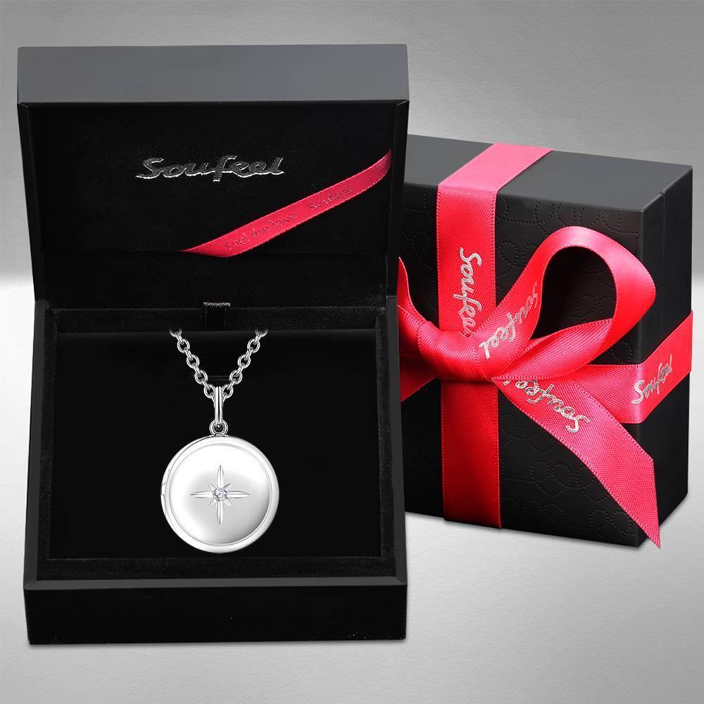 Star Printing Photo Locket Necklace Platinum Plated - soufeelus