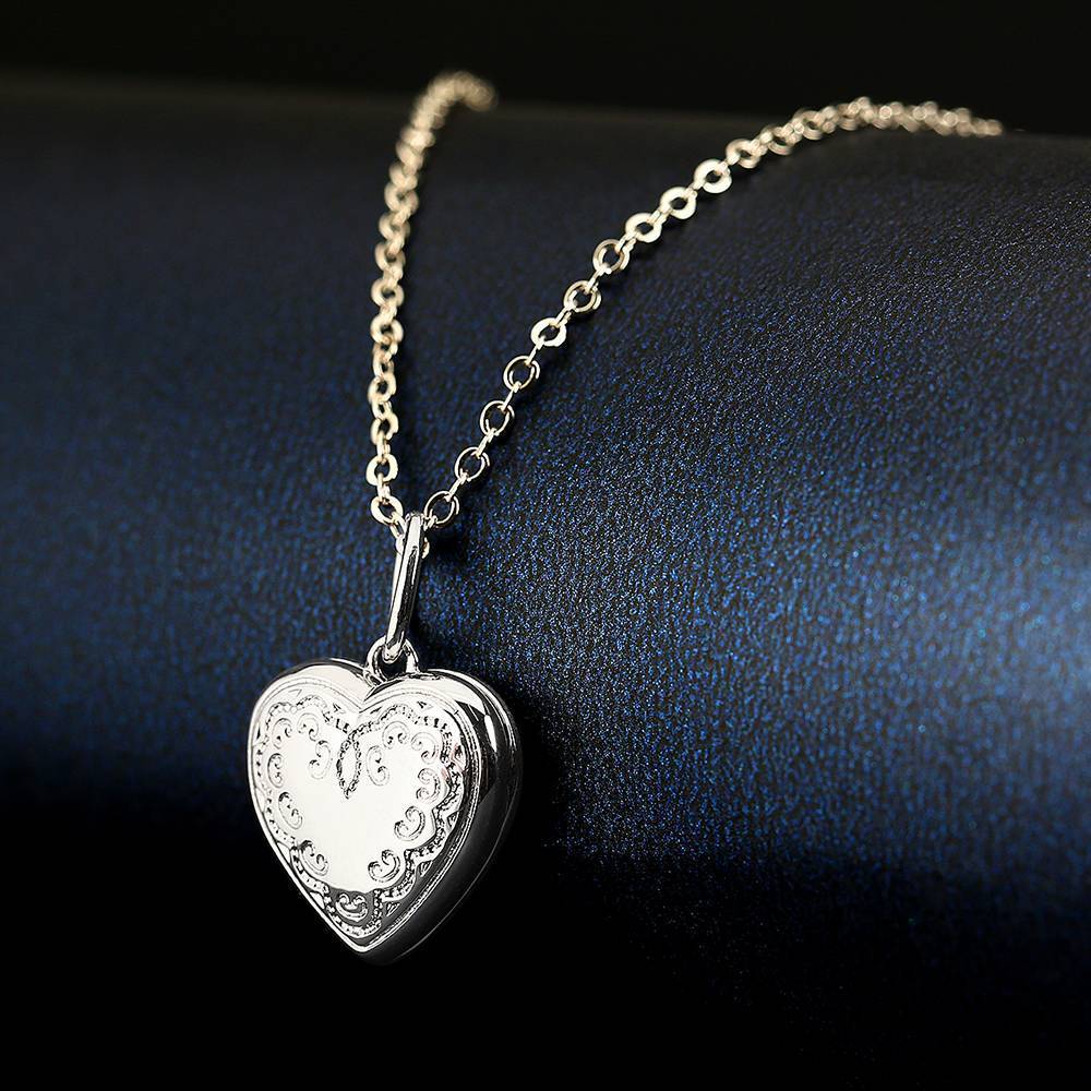 Embossed Printing Heart Photo Locket Necklace With Engraving Platinum Plated