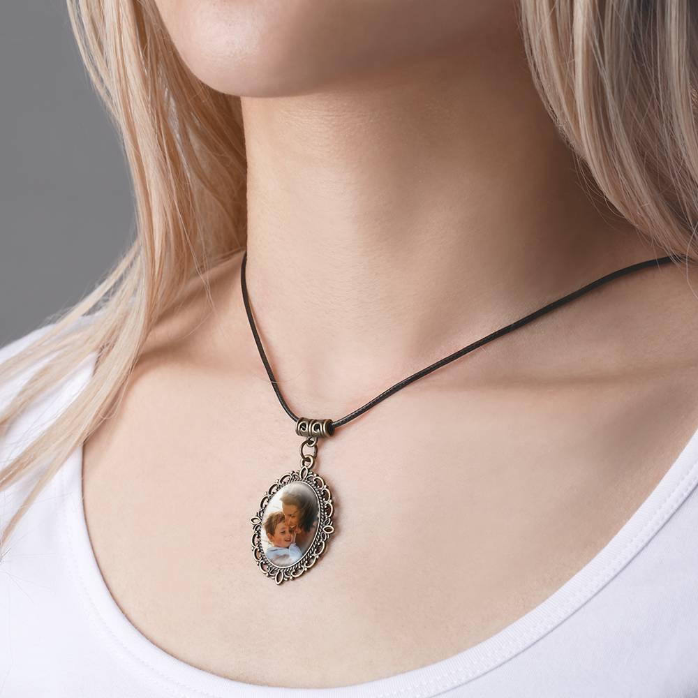 Oval Photo Necklace - soufeelus