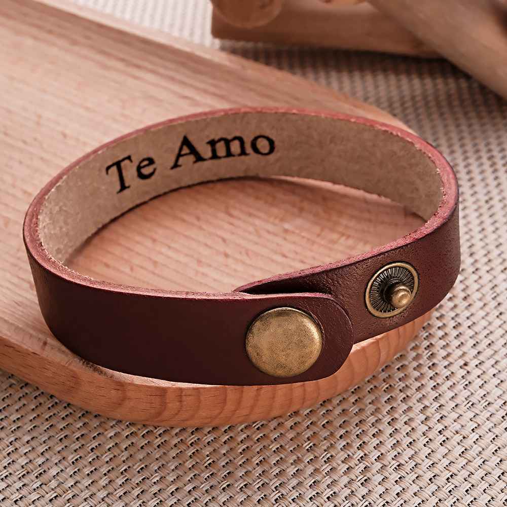 Engraved Leather Bracelet Personalized Vintage Simple Bracelet For Men - soufeelus