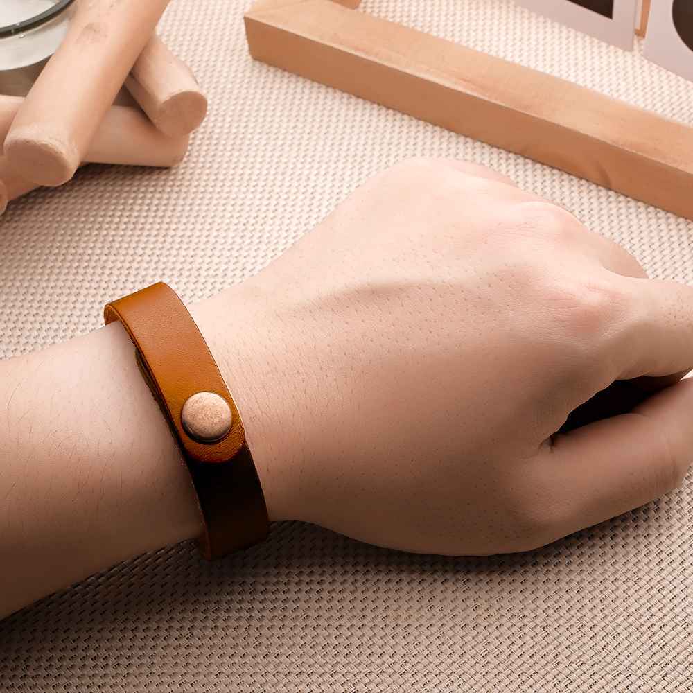 Engraved Leather Bracelet Personalized Vintage Simple Bracelet For Men - soufeelus
