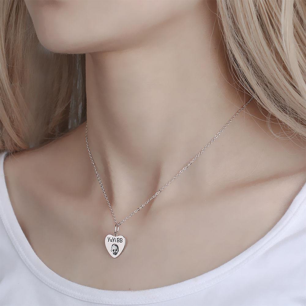 Photo Portrait Necklace with Engraving Heart-shaped, Custom Portrait Jewelry Platinum Plated - Silver - soufeelus