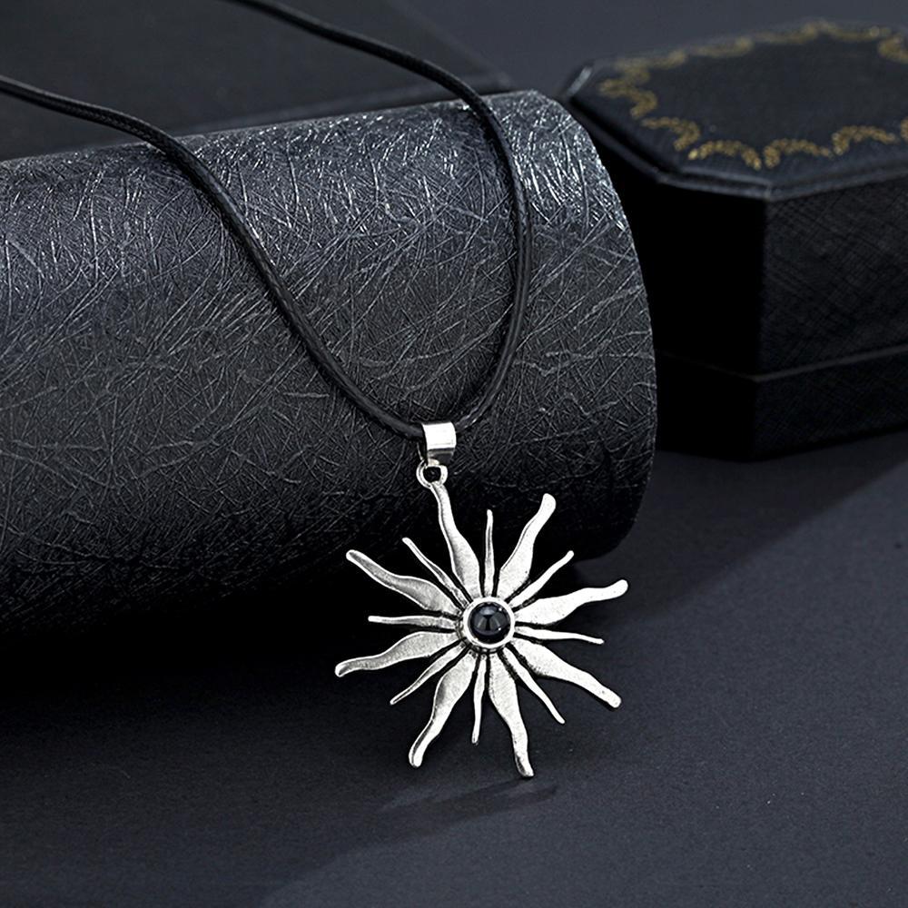 Power of the Sun Symbol Jewelry Personalized Sunlight Photo Projection Men's Necklace - soufeelus