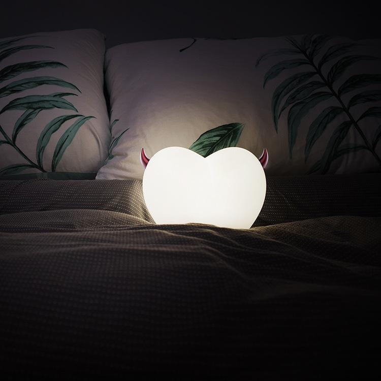 Creative Colorful Heart Night Light Heart Patting Lamp Bedroom Ddecoration