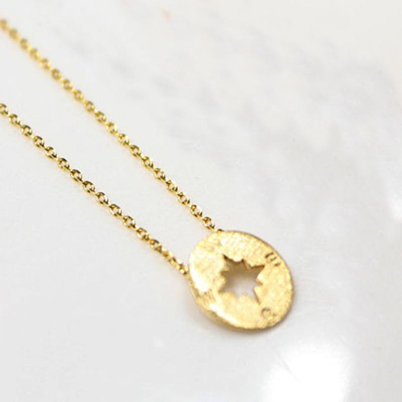 Fashion Compass Necklace Tiny Circle Retro Pendant
