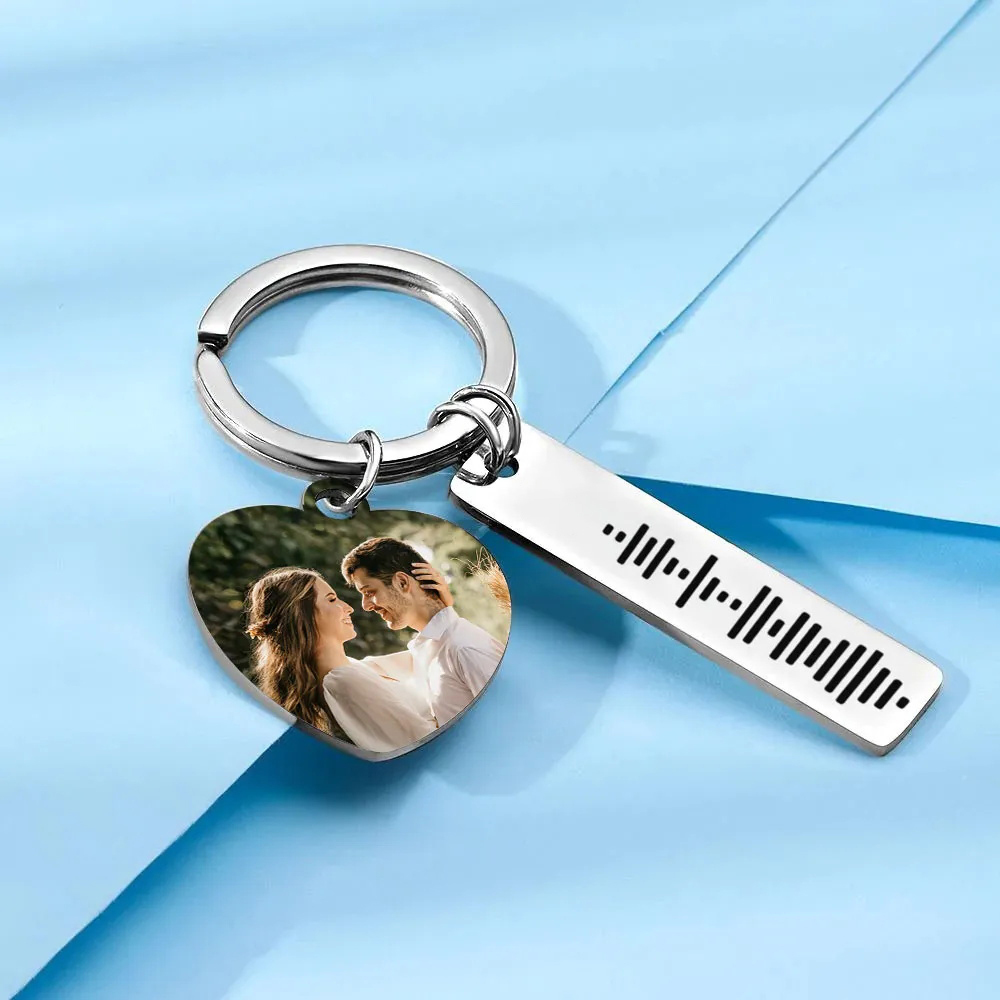 Personalized Scannable Music Code Keychain Custom Picture & Music Song Code Heart Couples Photo Keyring Gifts for Boyfriend - soufeelus