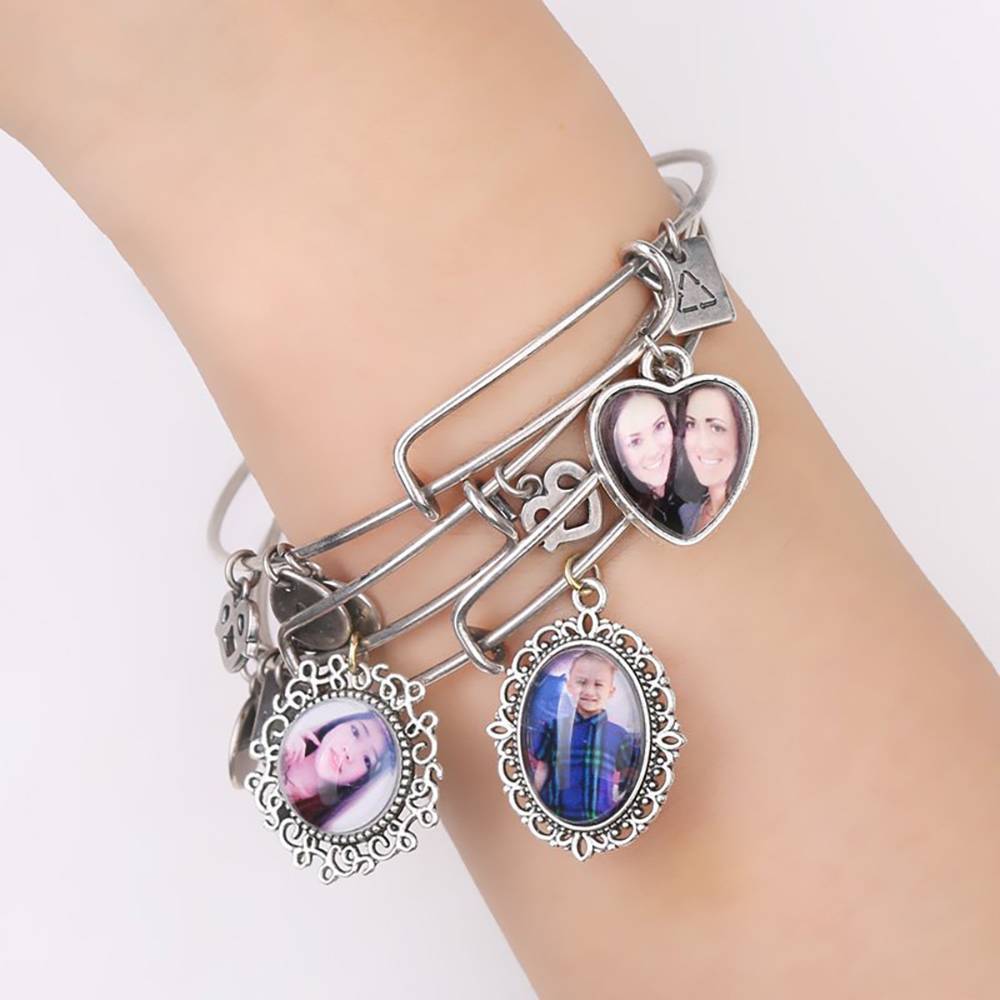 Engraved Complete Heart Photo Charm Bangle Special Alloy