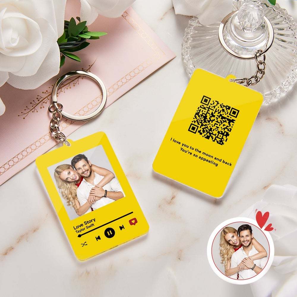 Personalised Keychain Scannable QR Code Keychain Submit Your Favorite Video Valentine's Day Gift