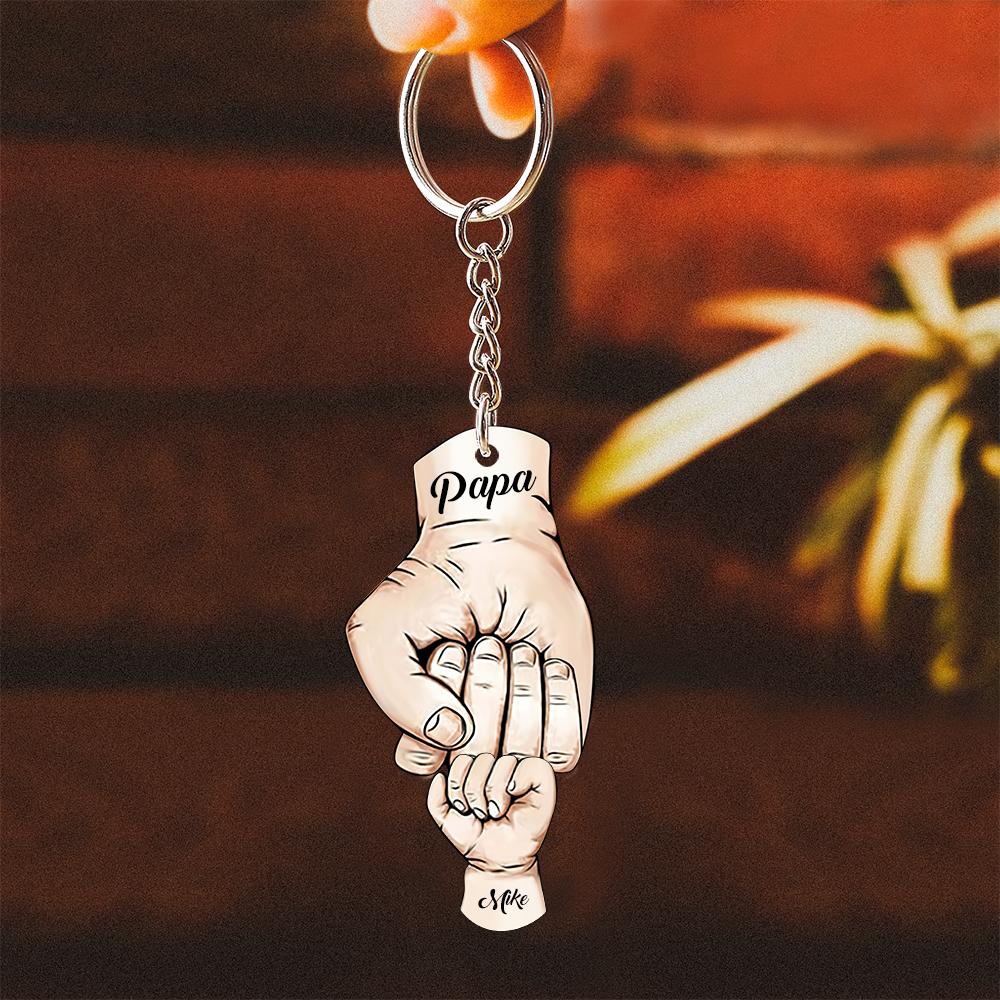 Custom Words Engraved Hand Shaped Keychain For Father's Day Holding Hands - soufeeluk
