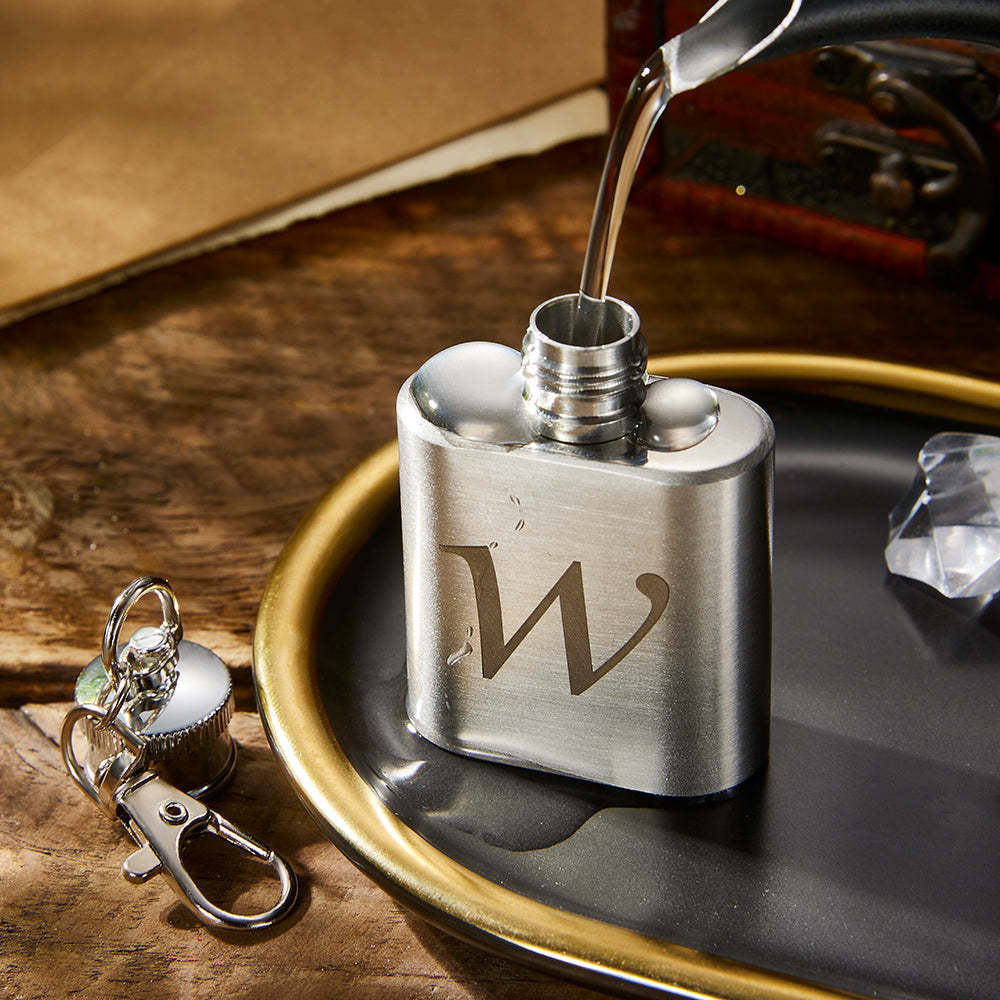 Personalised Mini Liquor Flask Keychain Custom Engraved Rectangle Hip Flask Gifts for Him - soufeeluk
