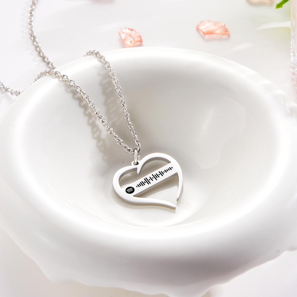 Scannable Spotify Code Necklace Hollowed Heart Shaped Necklace Gifts for Girlfriend - soufeeluk