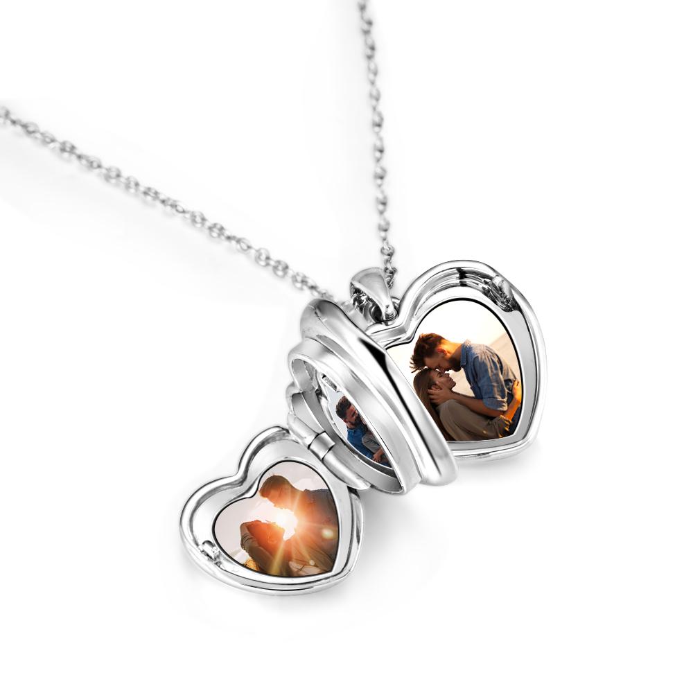 Locket Necklace I Love You to The Moon and Back Locket Pendant 4 Photos Locket Gift for Women - soufeeluk