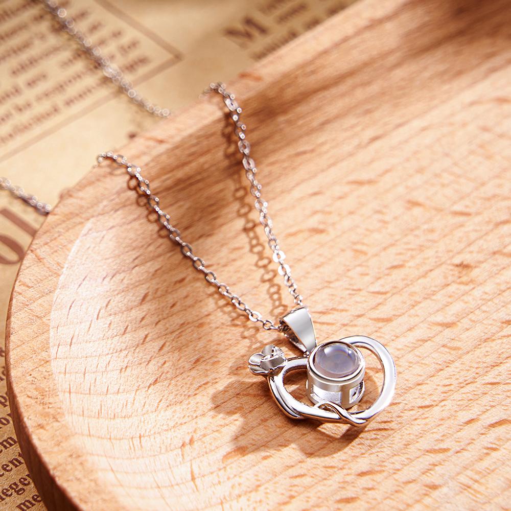 Personalisierte Blumen-fotoprojektions-halskette, Zarter Herzförmiger Schmuck, Geschenk Für Sie - soufeede