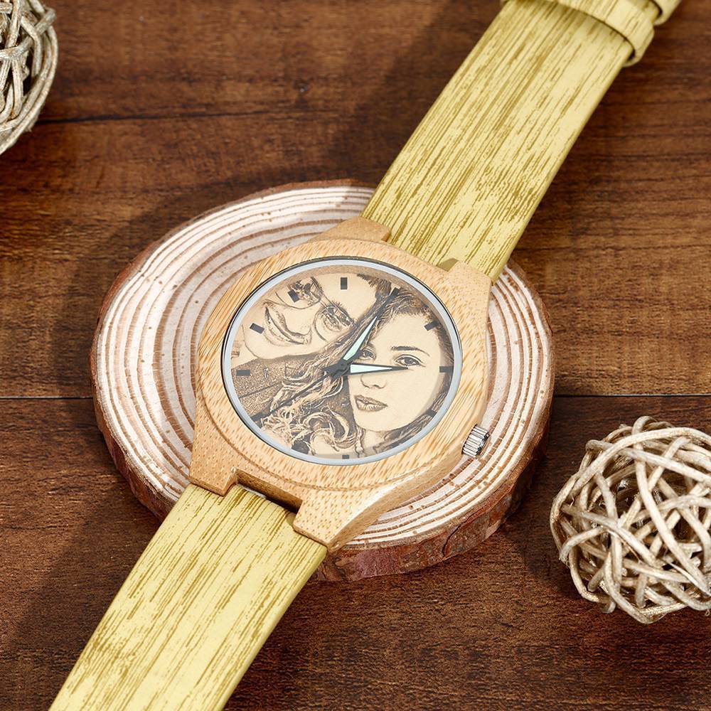 Herren Graviertes Bambus Foto Uhr Holzfarbe Lederband 45mm