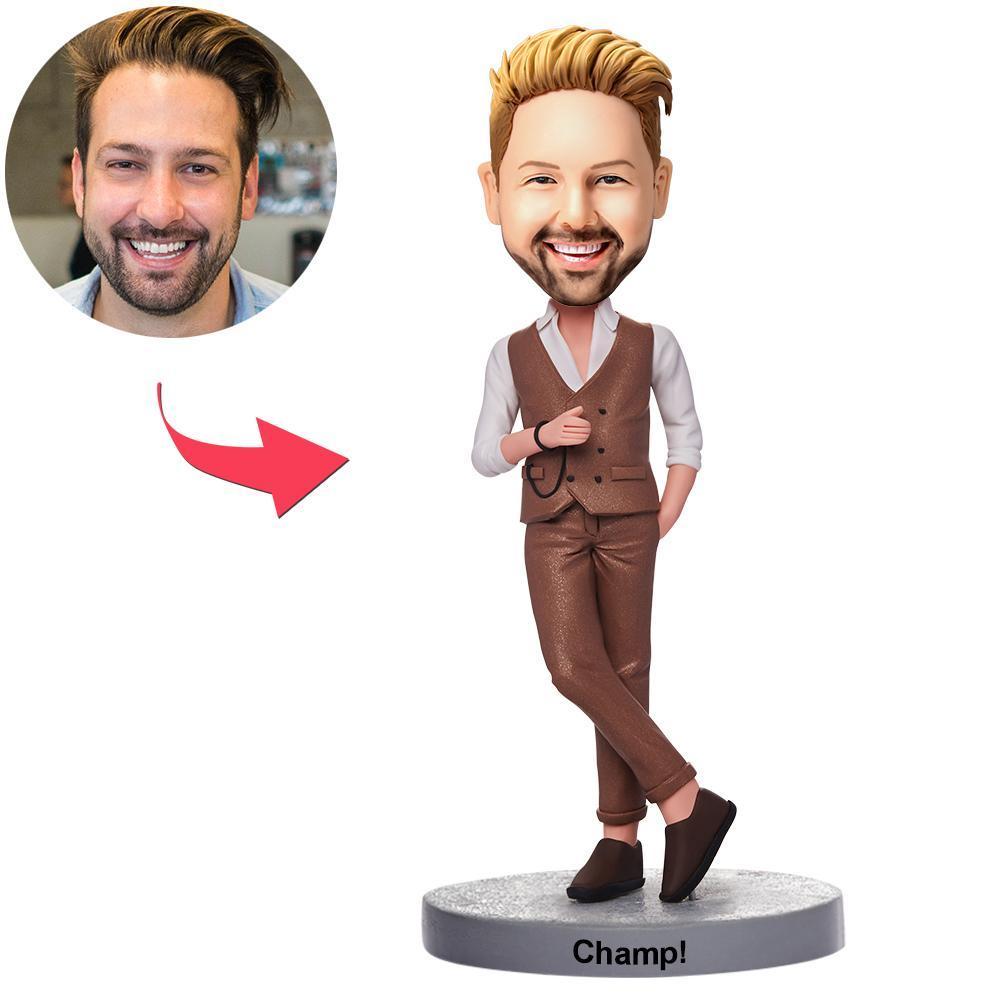 Bobblehead personalizado de hombre de traje marrón de cuerpo entero con texto grabado