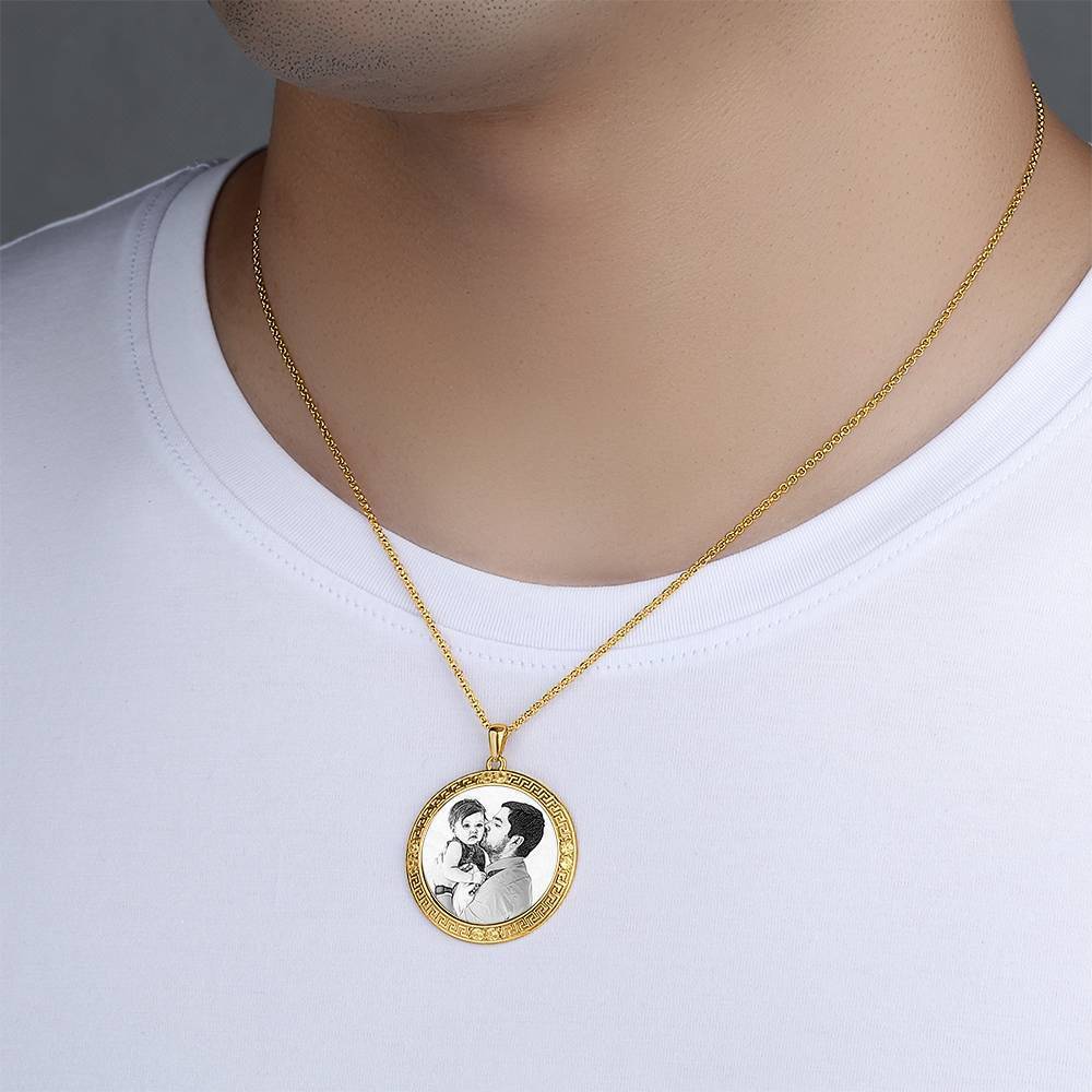 Hombre Collar Grabable con Foto Personalizada, Collar con Foto de Forma Redonda con Cristal de Strass Dorado Ba?ado en Oro 14K - Bosquejo