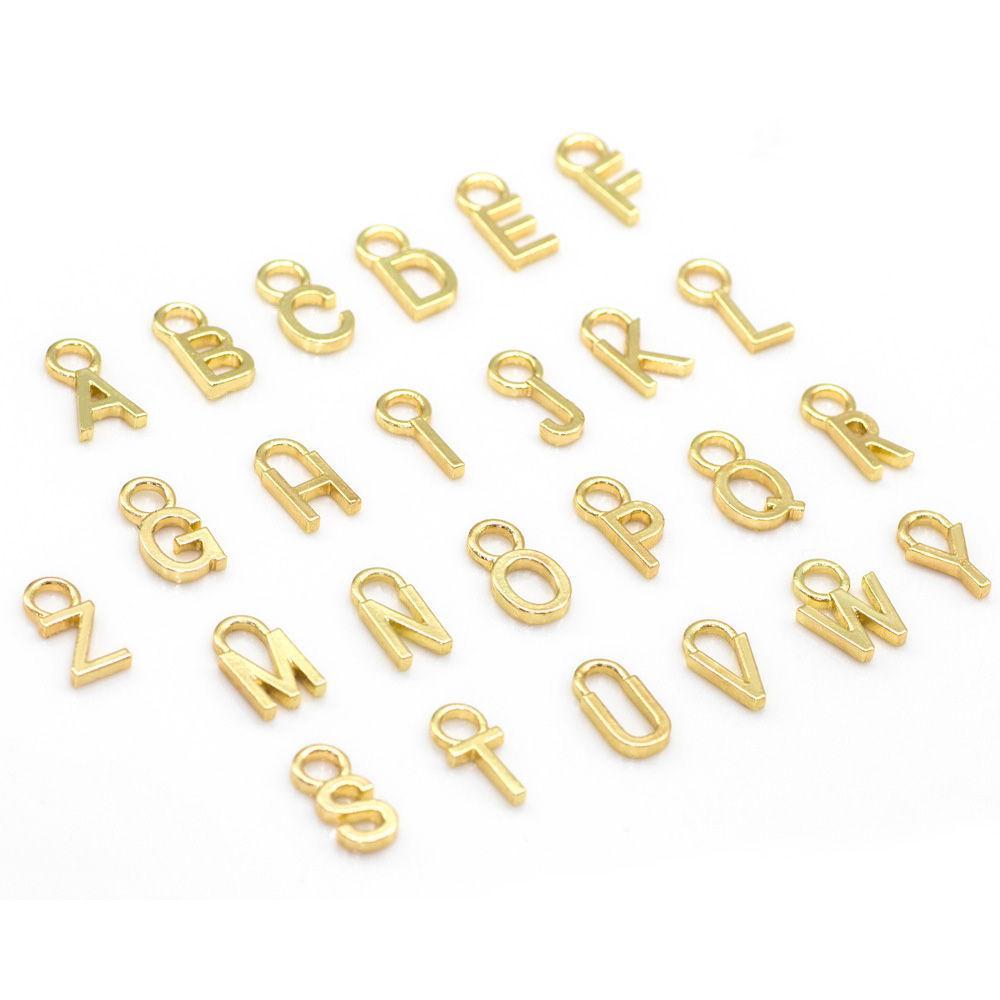 Pendientes del alfabeto F Aleación chapada en oro