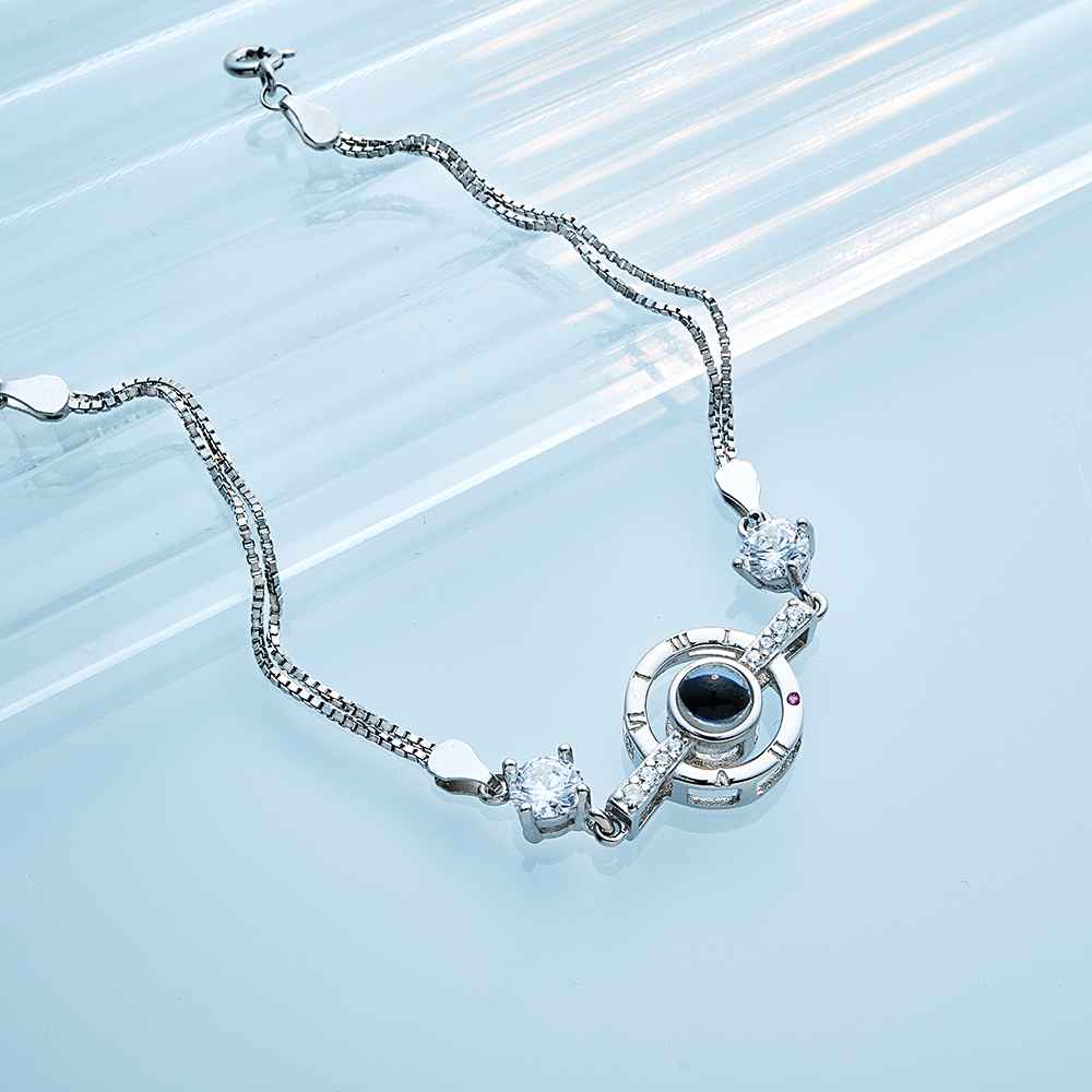 Pulsera De Proyección De Fotos Personalizada Números Romanos Pulsera Elegante Para Ella - soufeeles