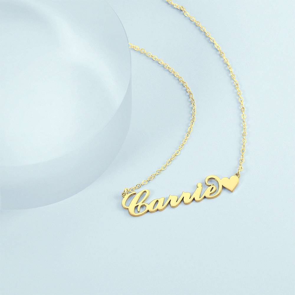 Collier Prenom Collier Prénom Personnalisé - Collier Plaque Carrie Style en Or 14K avec Cœur - Colliers avec Prénom - Idées Cadeaux d'Anniversaire pour Elle