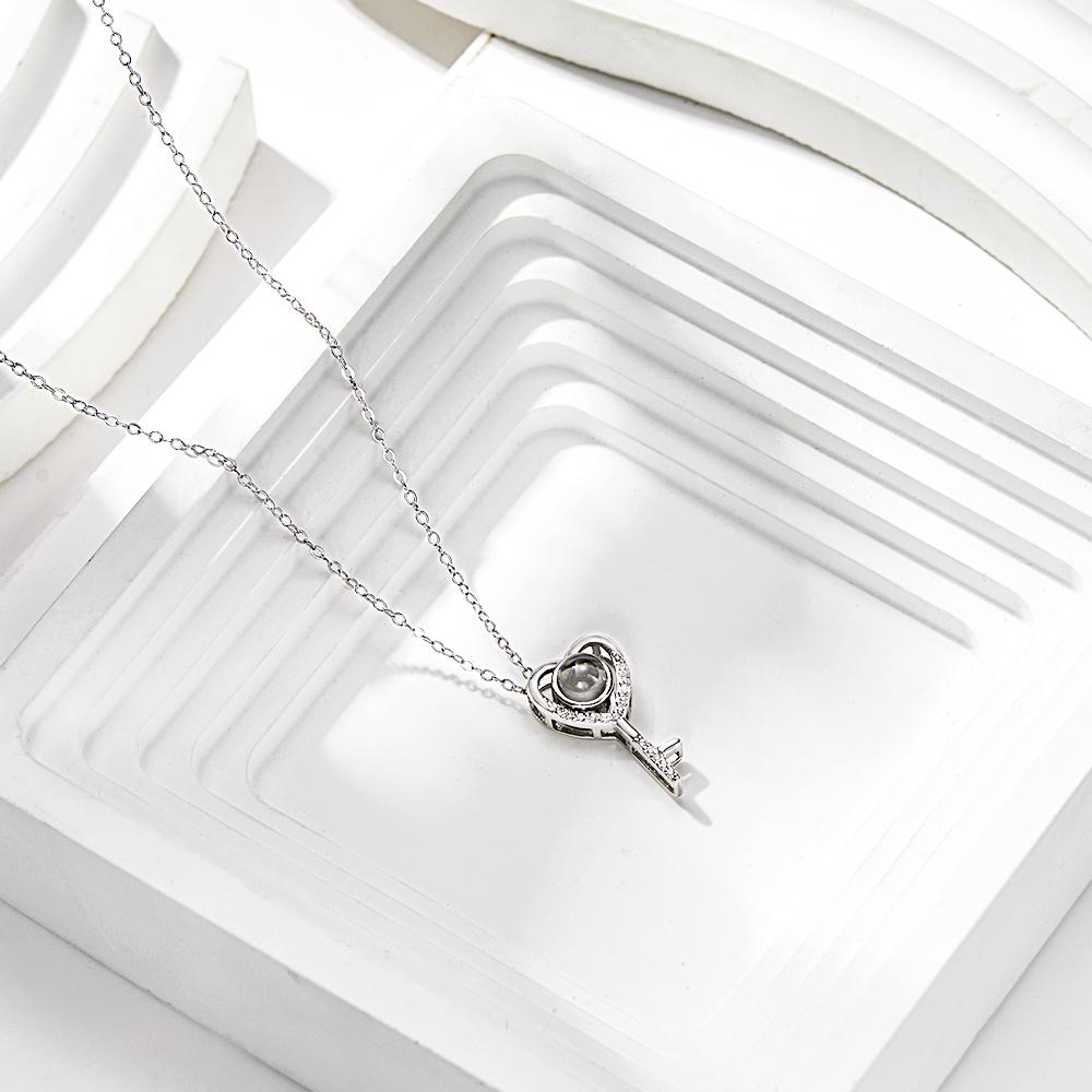 Collier De Projection De Photo Personnalisé Collier De Clé D'amour Cadeau De La Saint-valentin - soufeelfr
