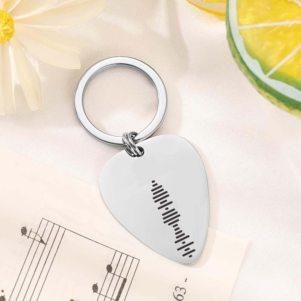 Scannable Music Code Guitar Pick Keychain, Gravé Custom Music Song Keychain Memory Gifts