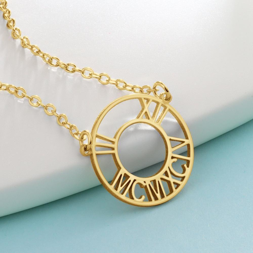 Collier Prenom Collier De Chiffres Romains Collier De Date Personnalisé Cadeaux Commémoratifs Plaqué Or 14 Carats