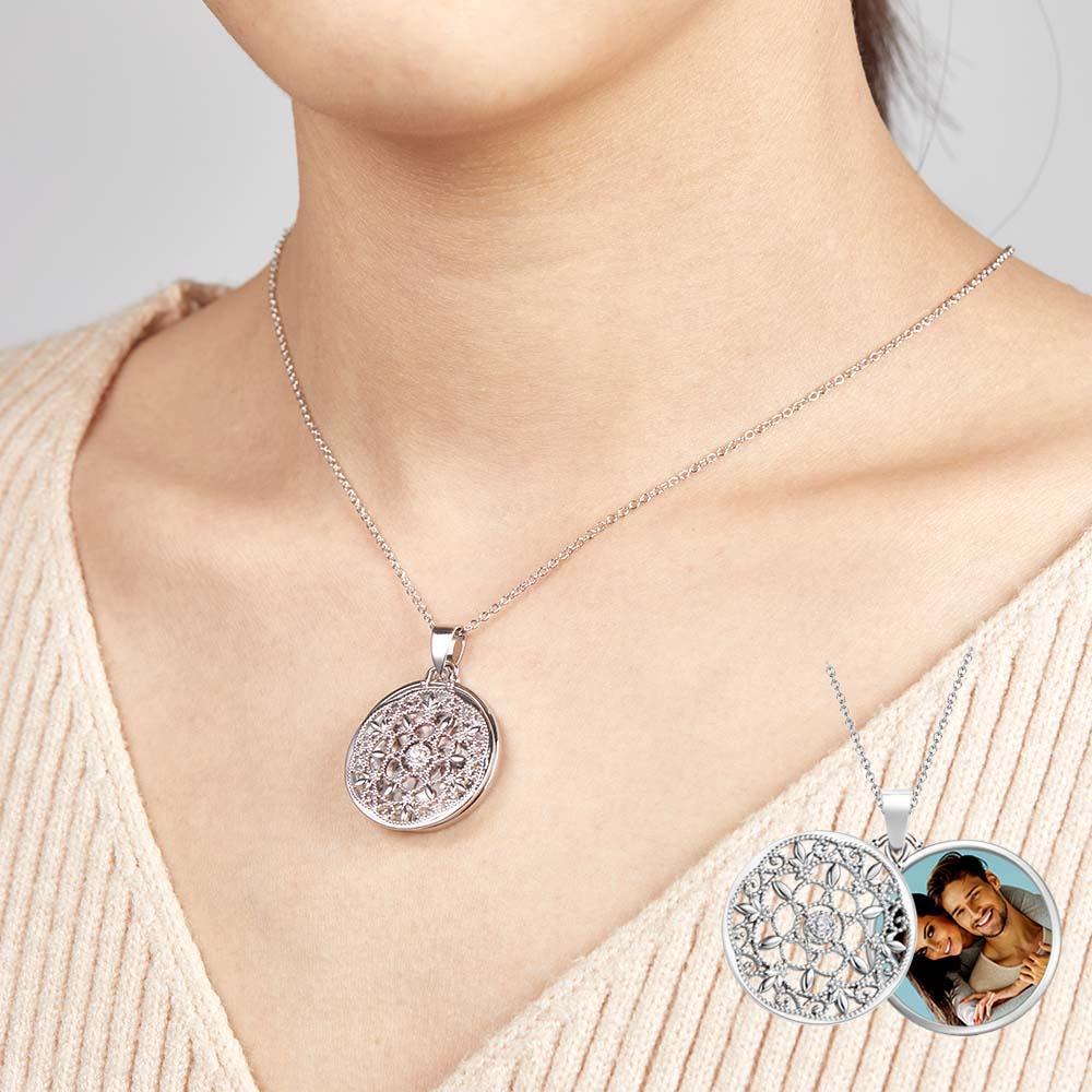 Collier Photo Personnalisé, Médaillon Rond Pivotant Orné, Cadeaux De Couple - soufeelfr