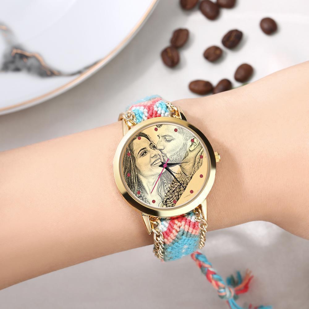 Femme Montre Doré En Photo Gravée Avec Bracelet De Corde Tressé De Couleur 40mm