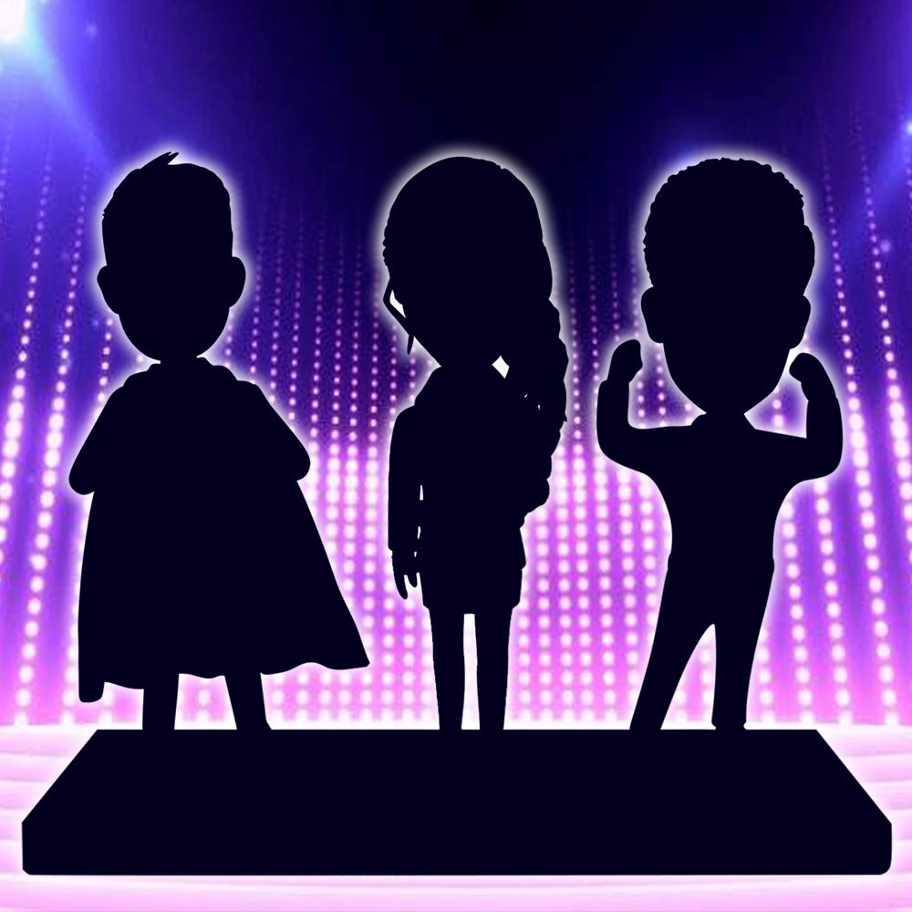 Bobblehead Personalizzato Per 3 Persone Completamente Personalizzabile Con Testo Inciso - soufeelit