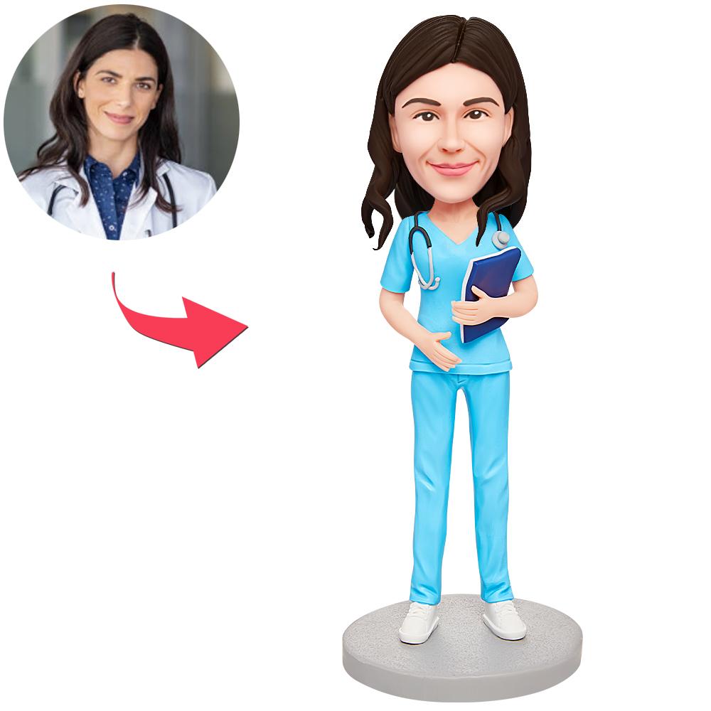 Incisione Personalizzata Di Bobblehead Di Ostetrico E Ginecologo Femminile Con Testo - soufeelit
