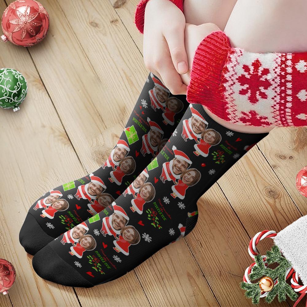 Calzini Personalizzati Per Il Viso Calzini Personalizzati Con Foto Regalo Di Natale Calzini Di Babbo Natale - Incontrami Sotto Il Vischio