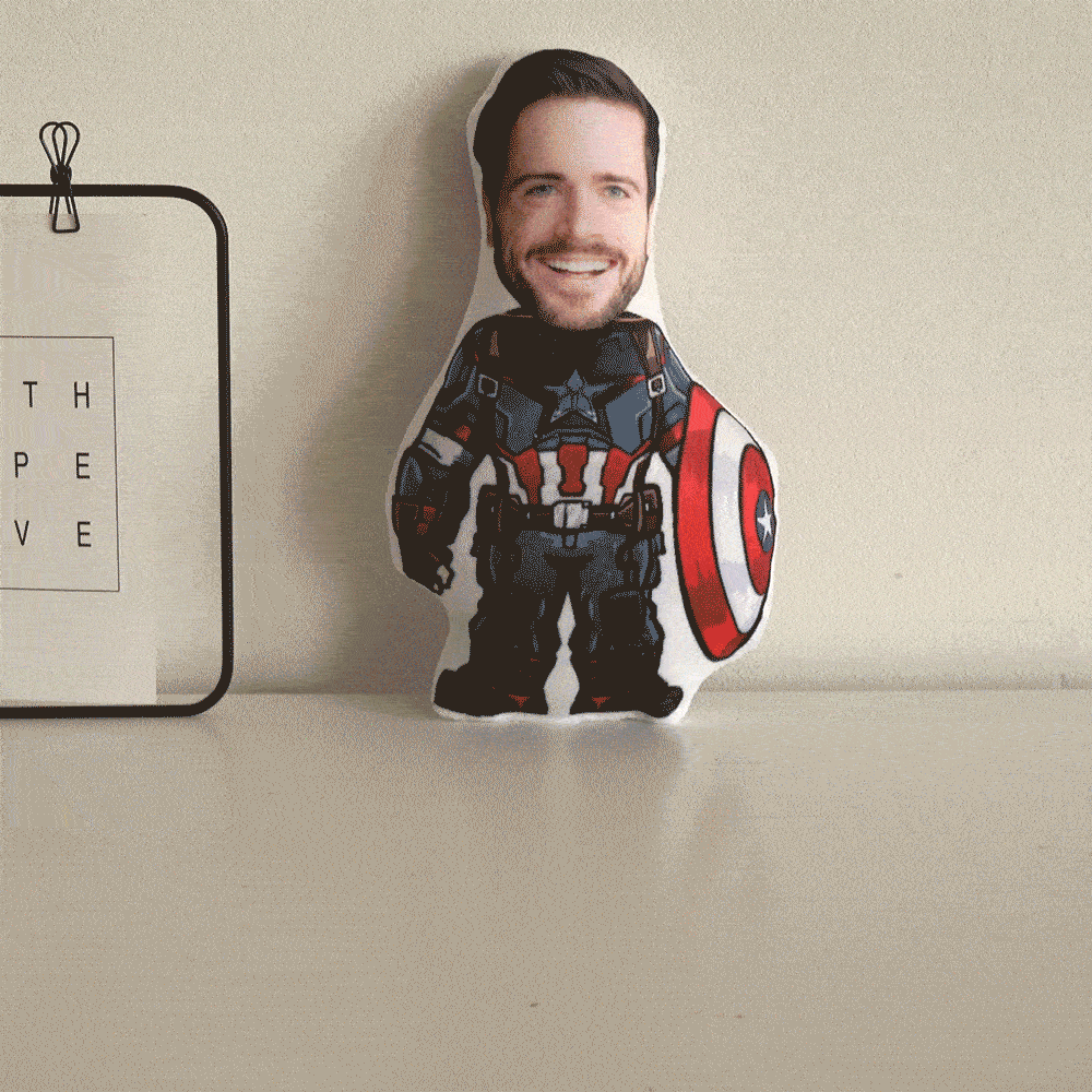 Personalizzato Foto Cuscino Captain America Faccia Minime Throw Cuscino Regalo Vista AR