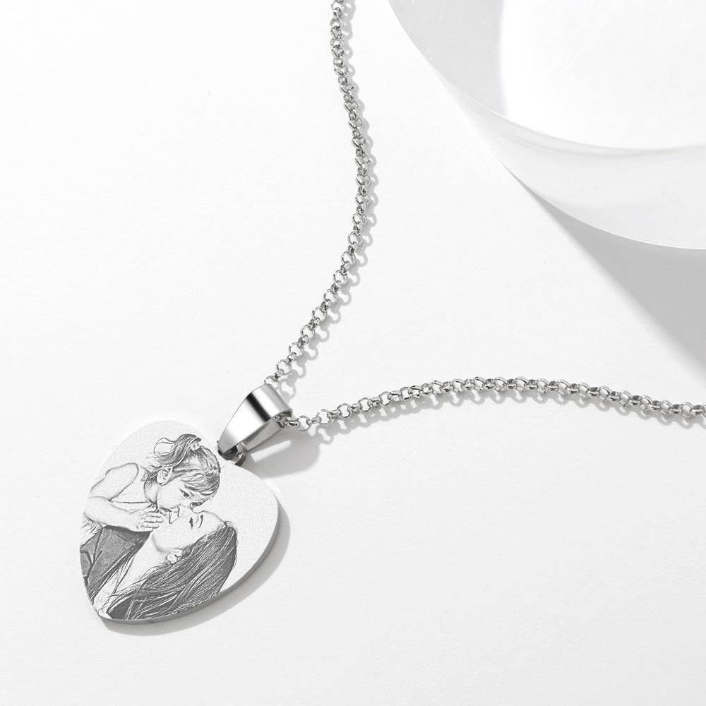 Regali per la festa della mamma - Collana per foto a forma di cuore in acciaio inossidabile con regali per la festa della mamma (bianco e nero)