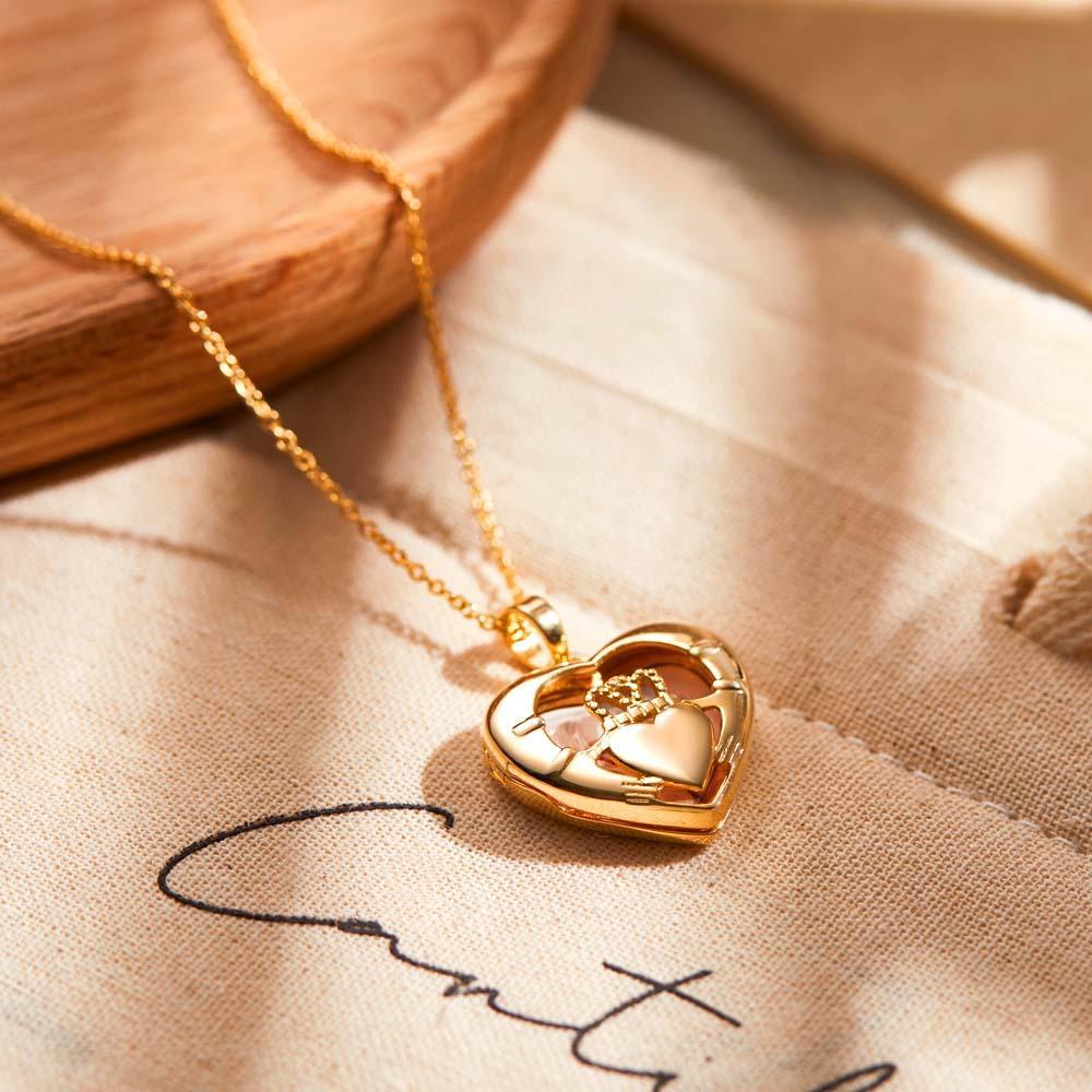 Collana Con Foto Incisa Personalizzata Regali Con Ciondolo Con Foto Corona D'amore - soufeelit